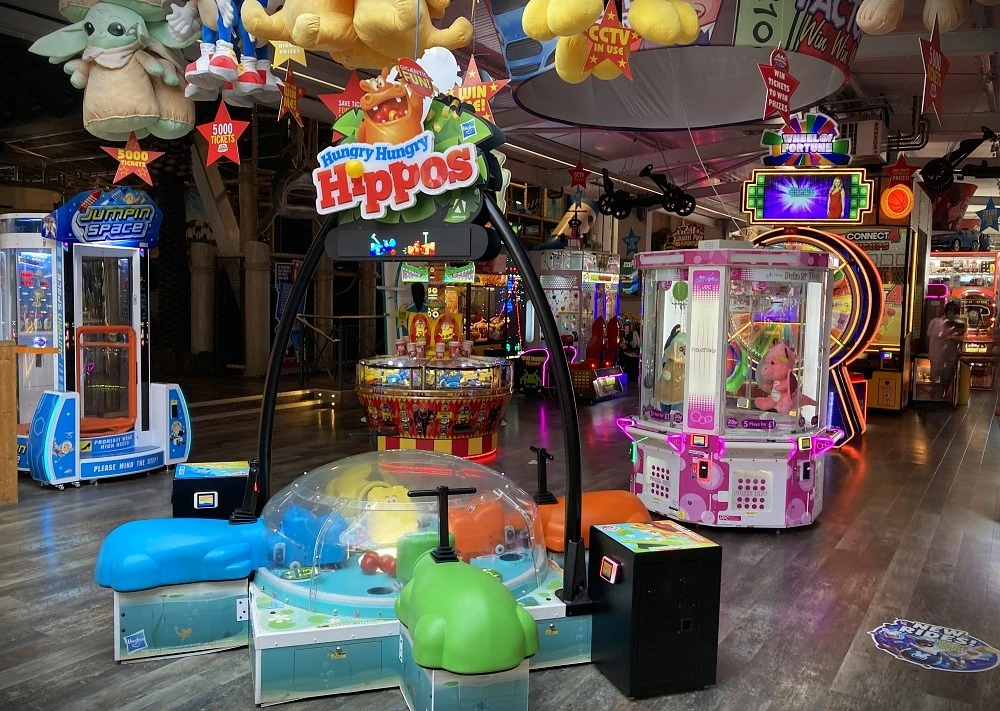 clacton pier arcade gaming floor