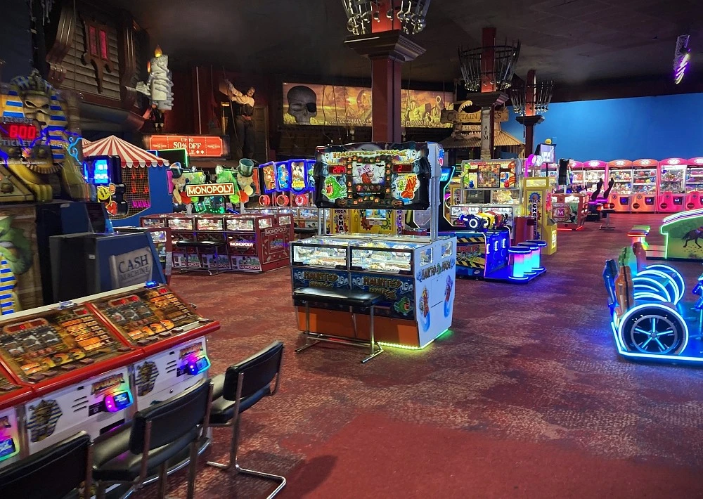 ccoral island arcade gaming floor