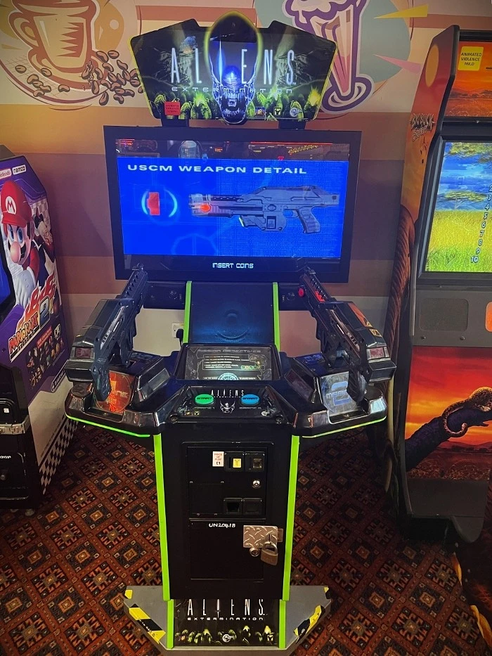 aliens extermination arcade shooting game