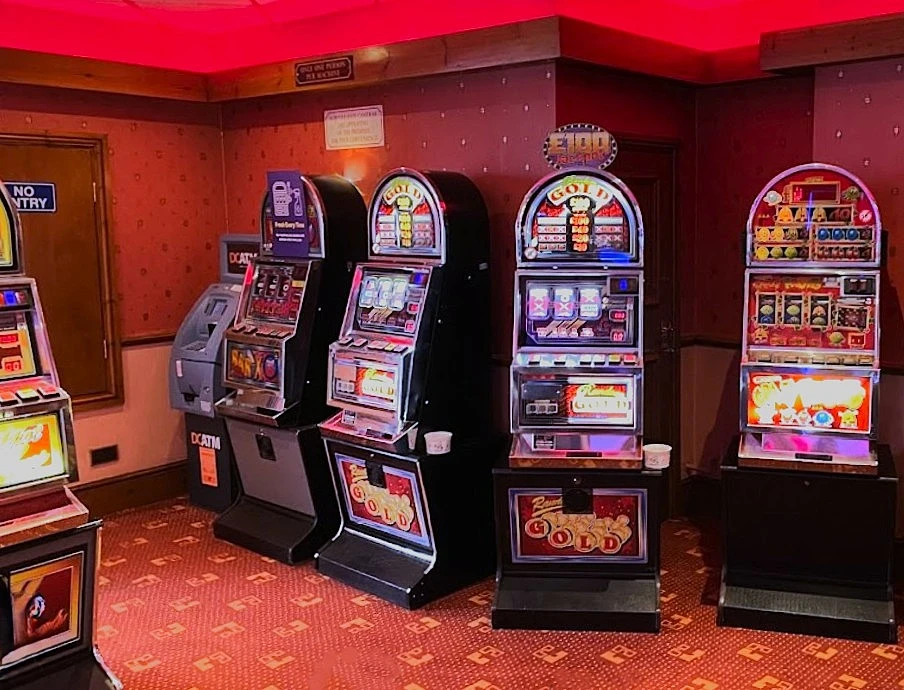 arch top slot machines