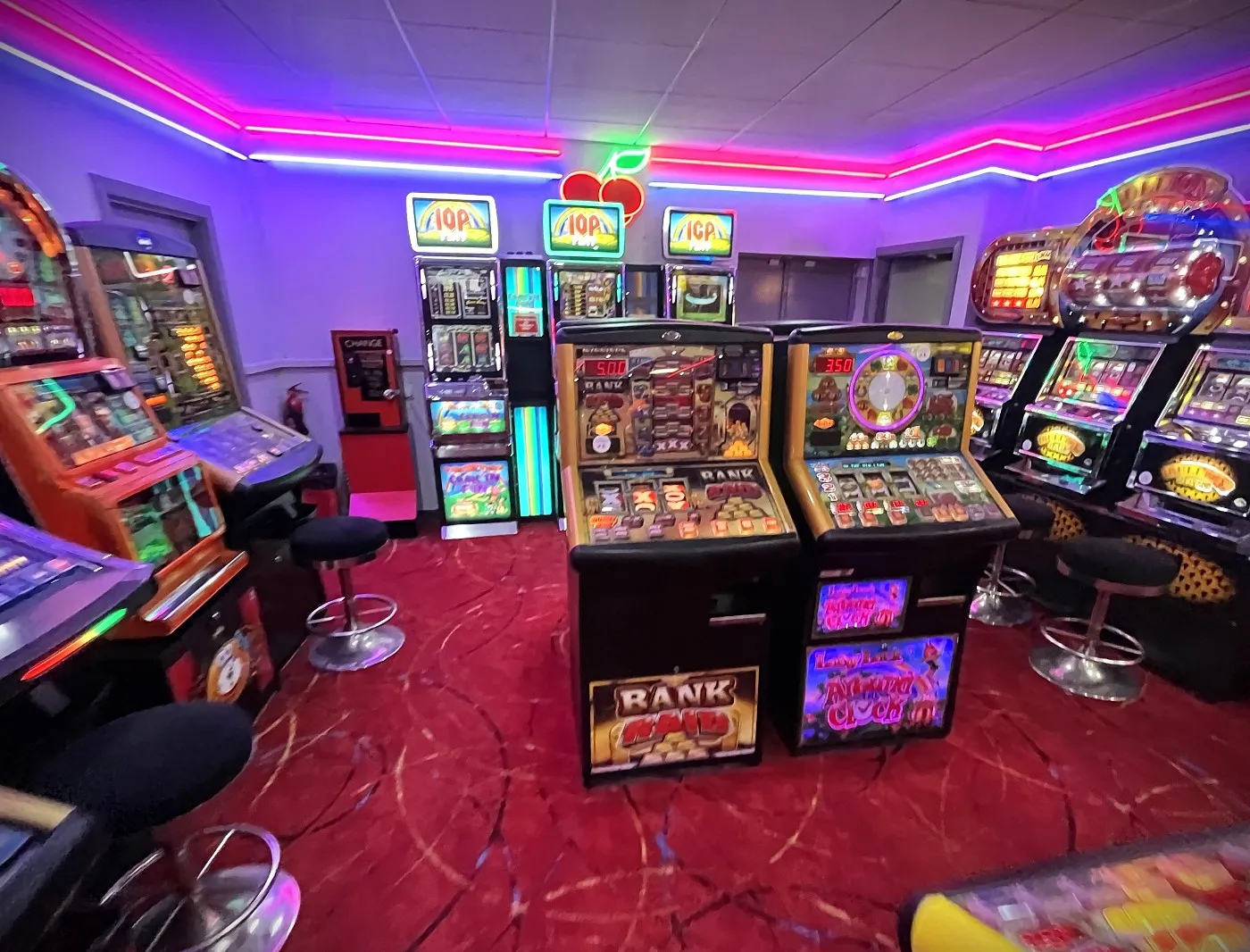 shaws amusements fruit machines including a bank raid low boy game