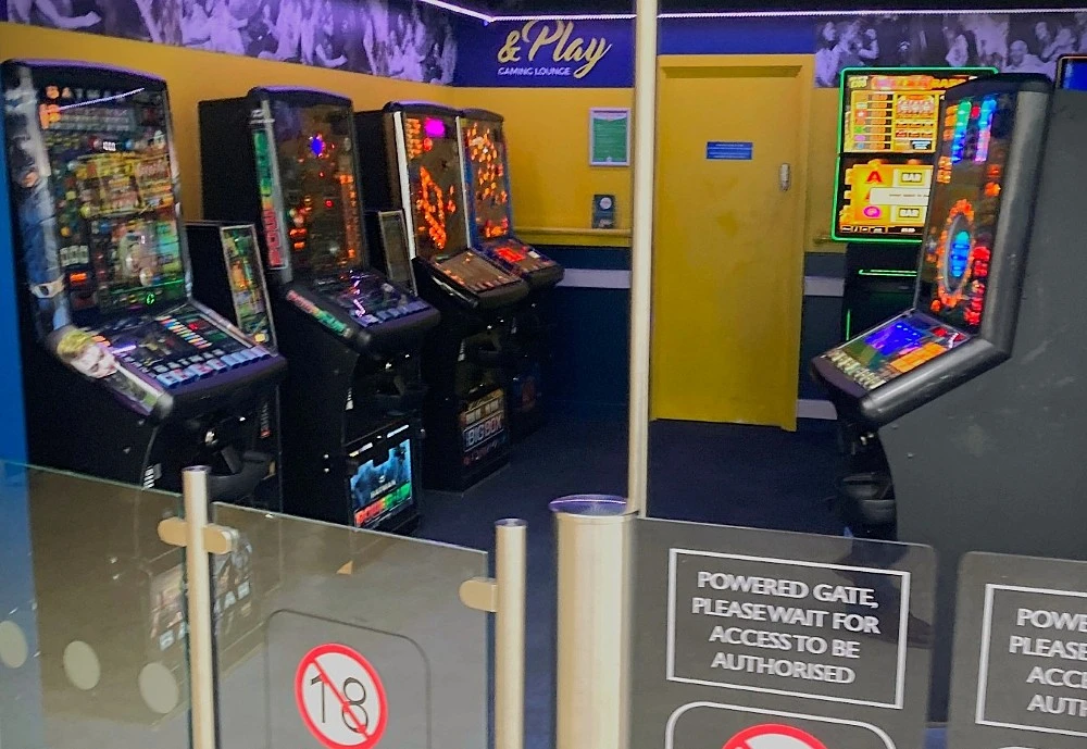 batman power up fruit machines