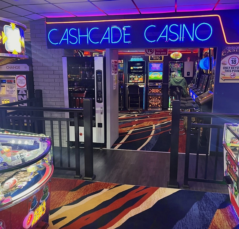 cashcade casino slots lounge