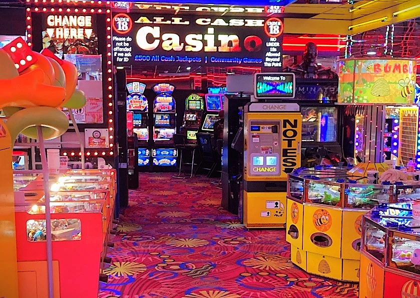 casino slot machine games area
