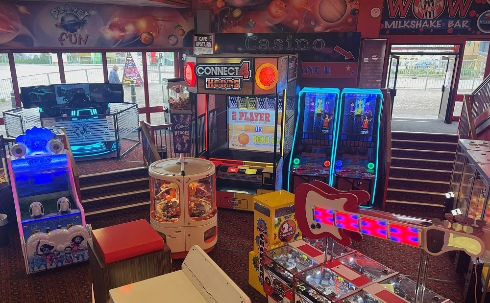 connect four hoops arcade game