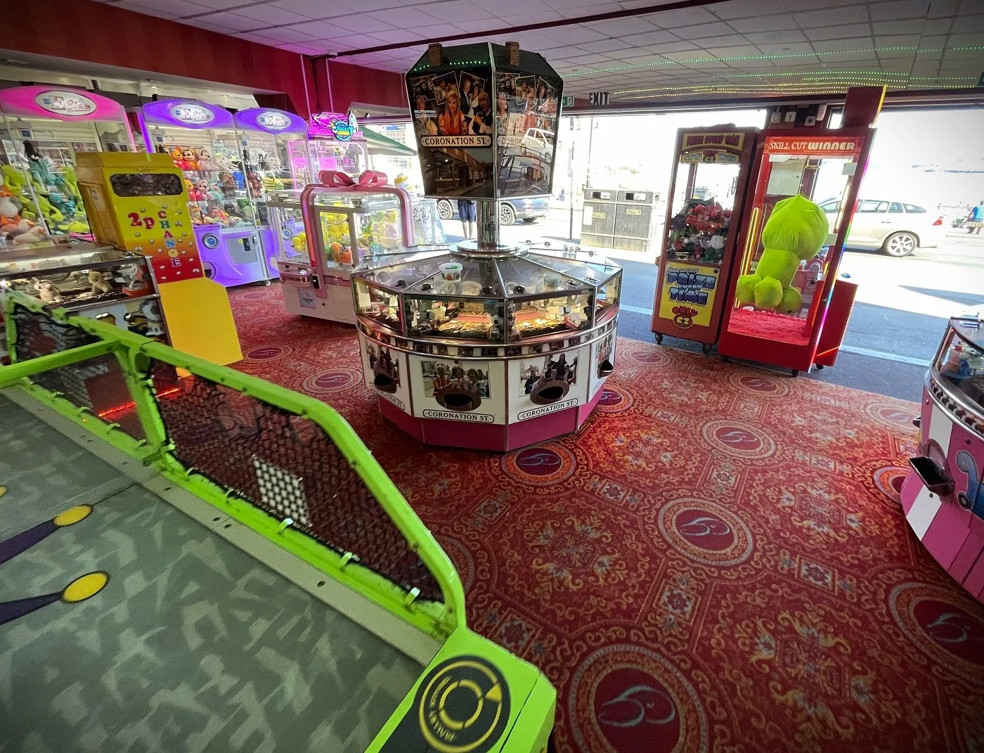 coronation street 2p pusher machine