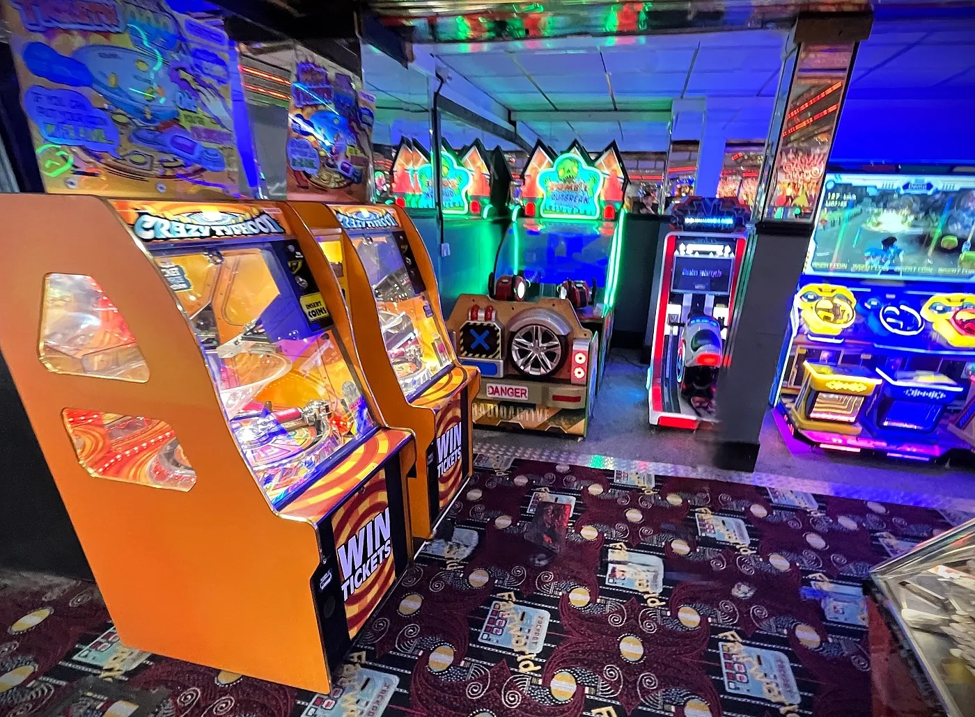 crazy typhoon arcade machine