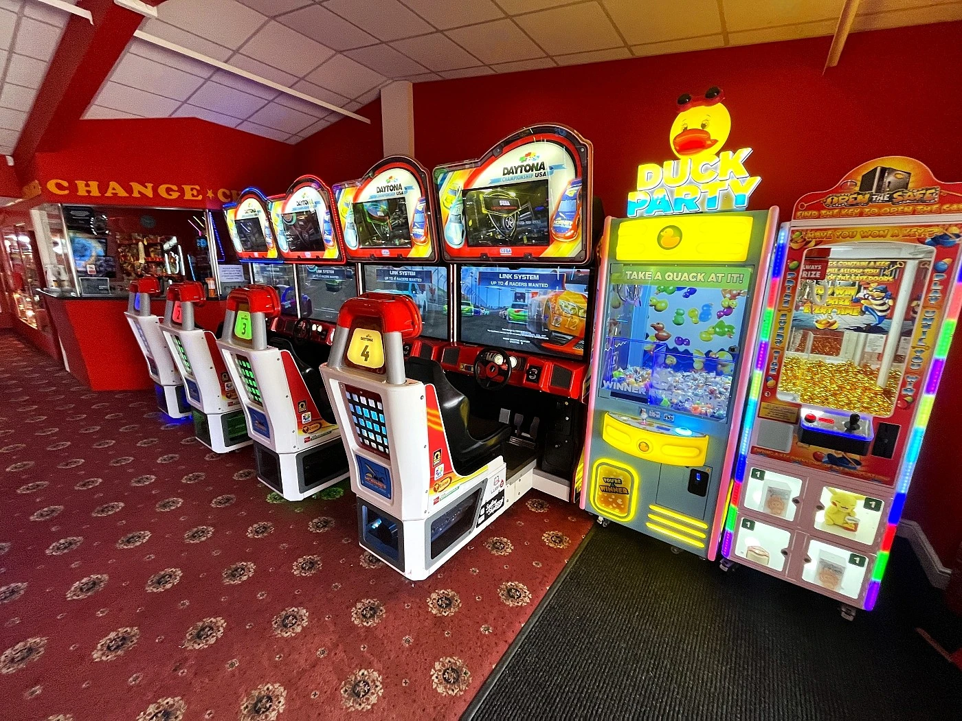 daytona championship USA four player arcade game