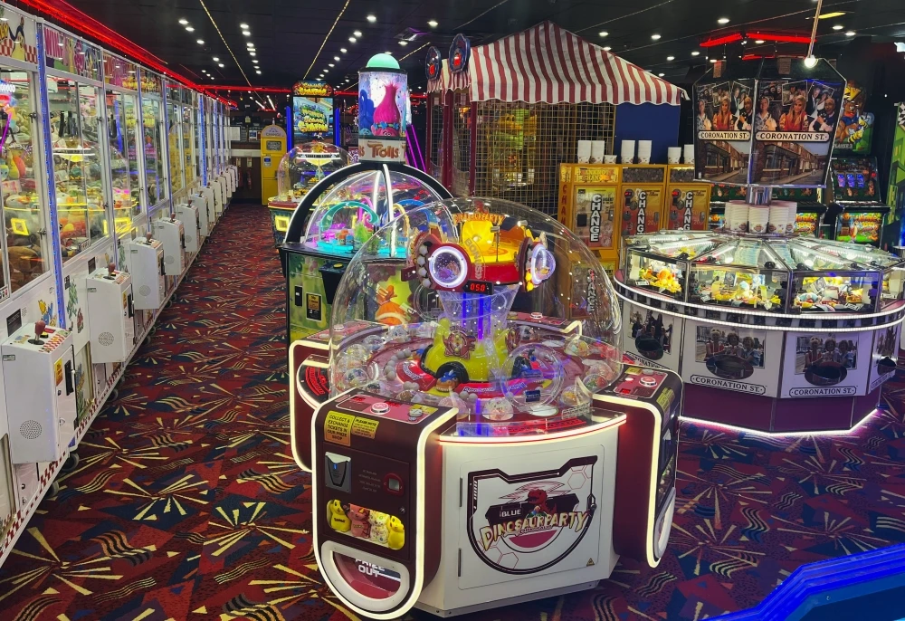 dinosaur party arcade game