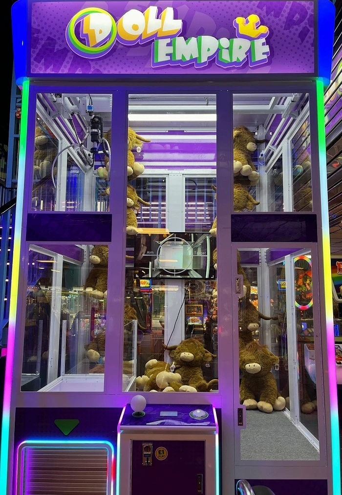 doll empire claw machine
