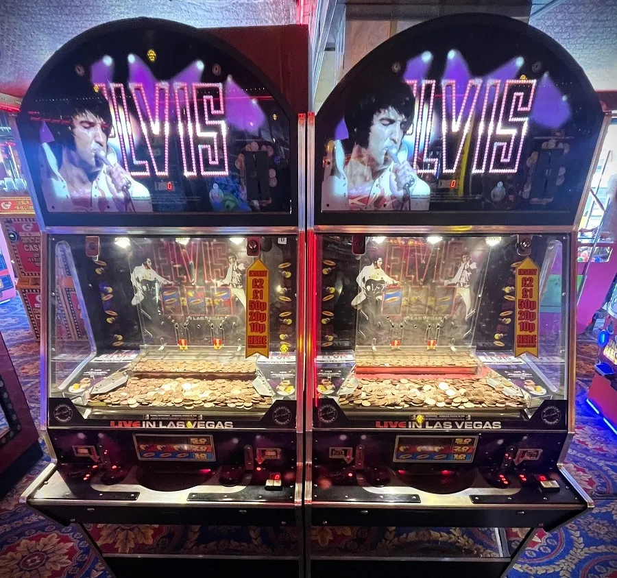 elvis live in vegas hybrid coin pushers