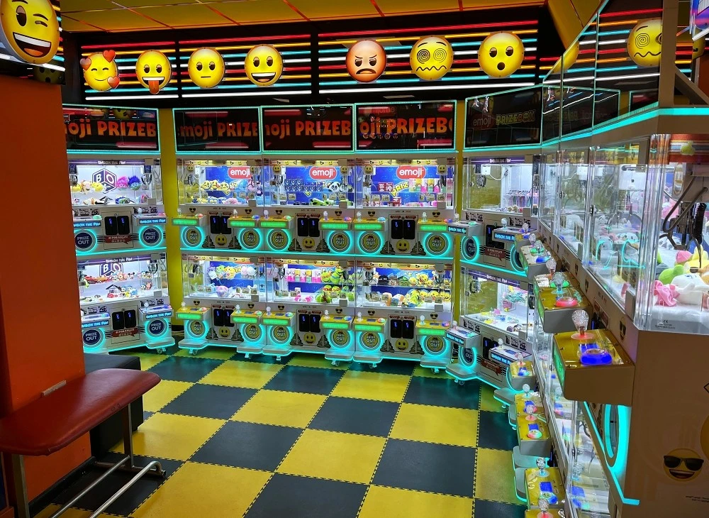 emoji prize box claw machines