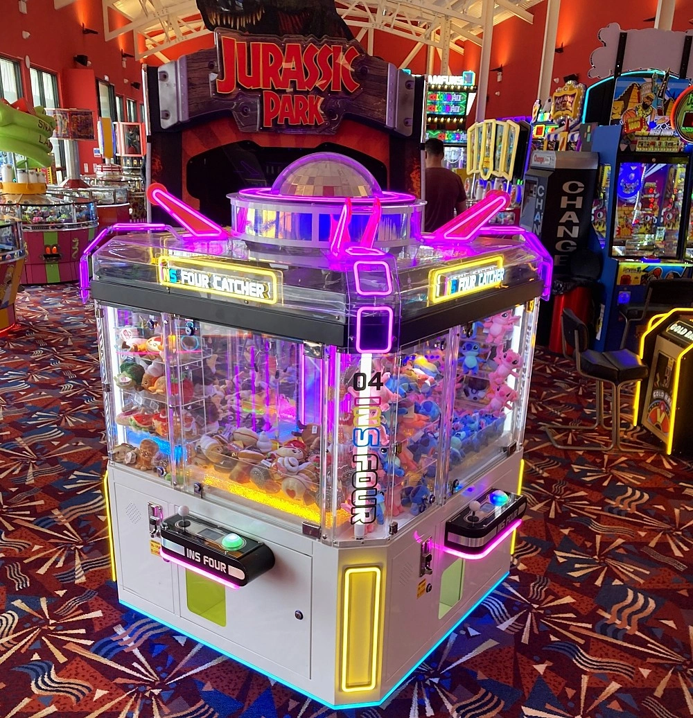 four catcher claw machine