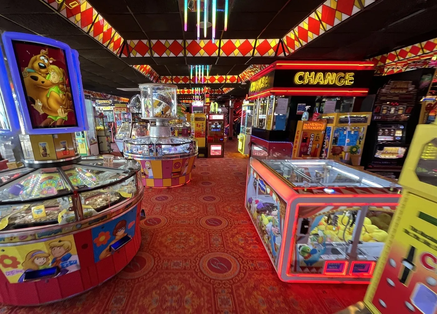 shining cube claw game and gillys arcade change kiosk