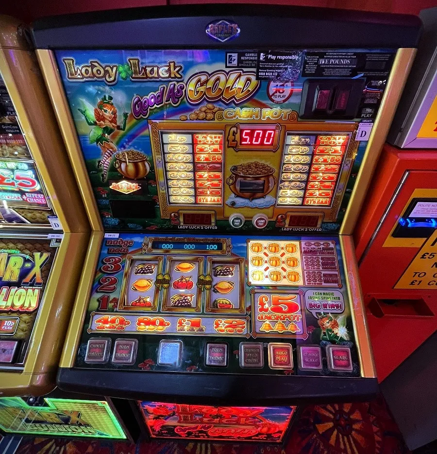 lady luck good as gold fruit machine