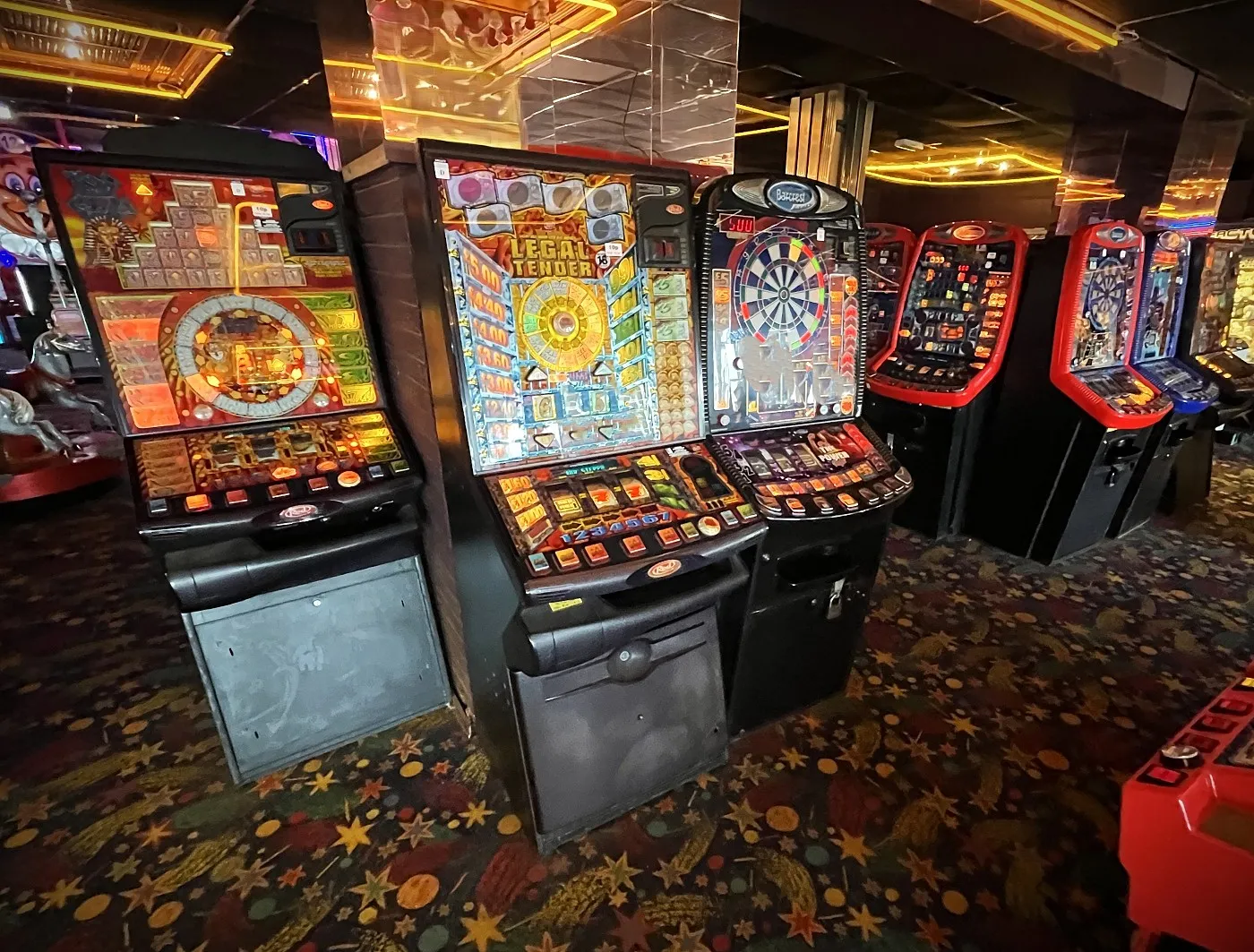 legal tender fruit machine
