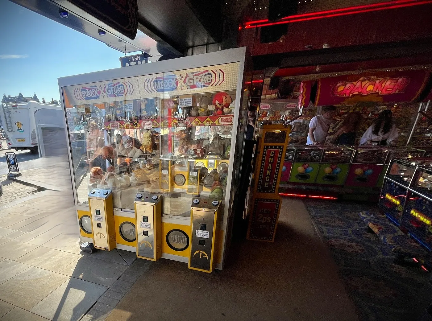 maxx grab crane machines