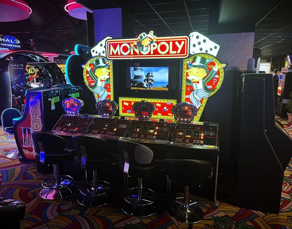 monopoly four player fruit machine