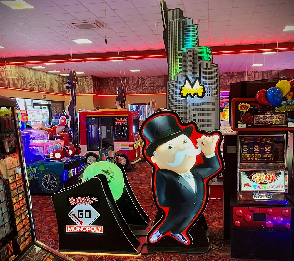 monopoly roll n go ticket arcade machine