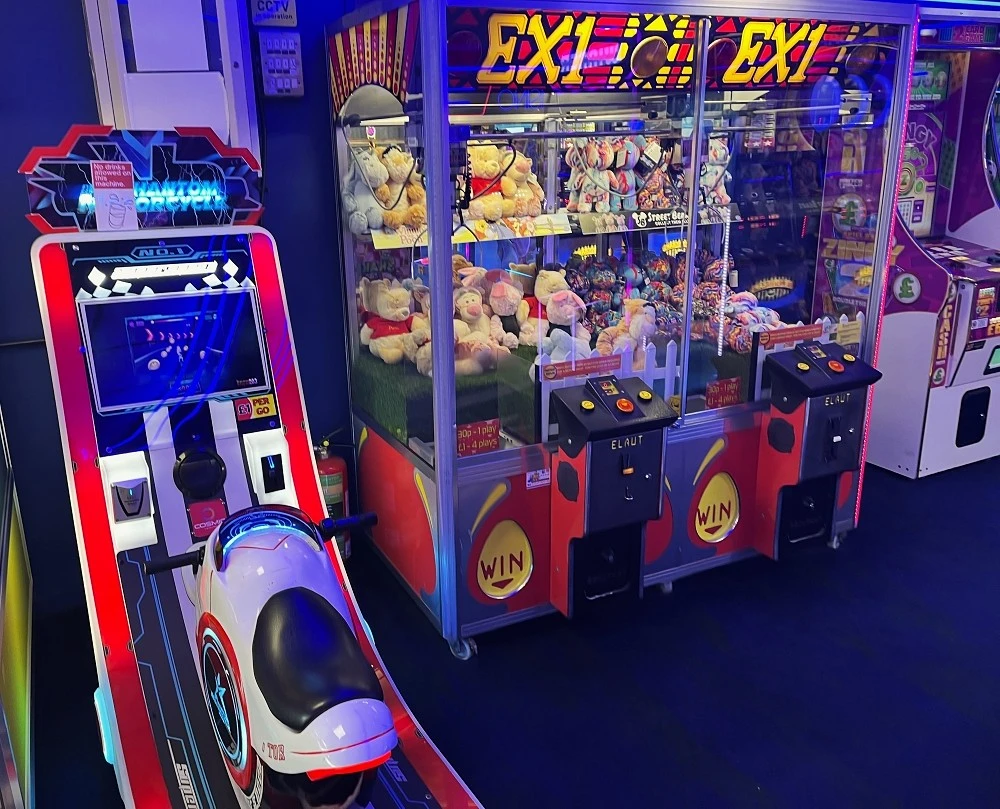 phantom motorcycle arcade racing machine