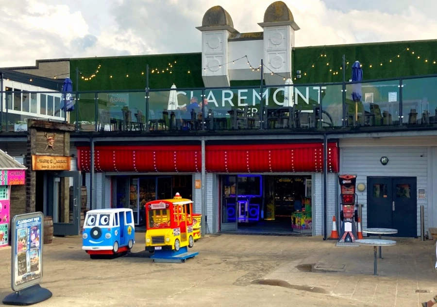 pirates at claremont pier entrance