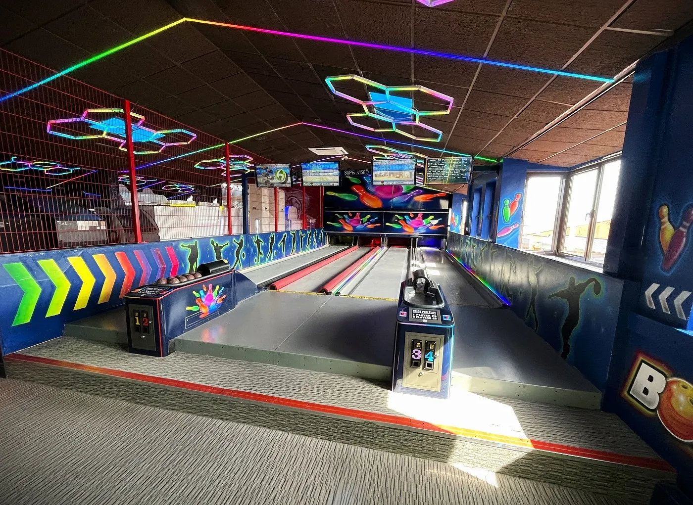 retro zone mini bowling lanes