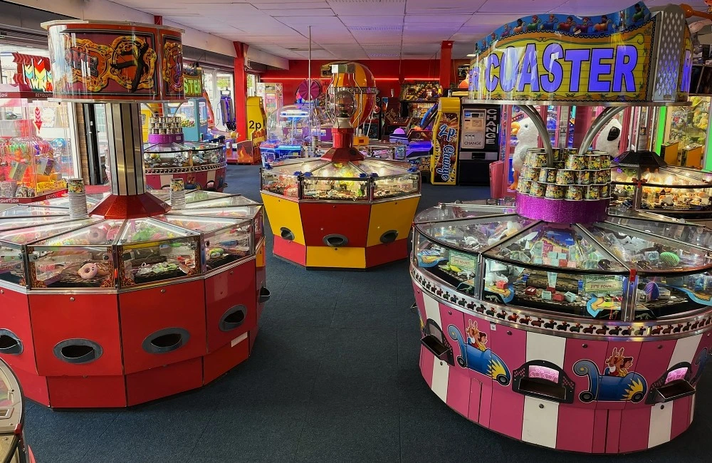 rollercoaster classic coin pusher