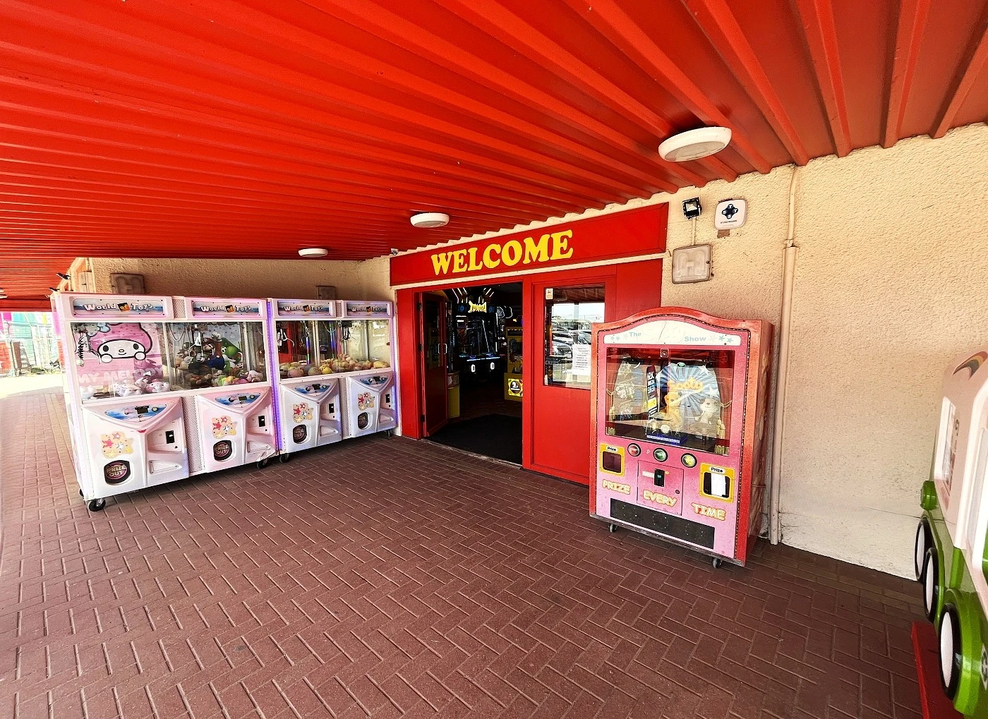 entrance to sailor boys amusement arcade