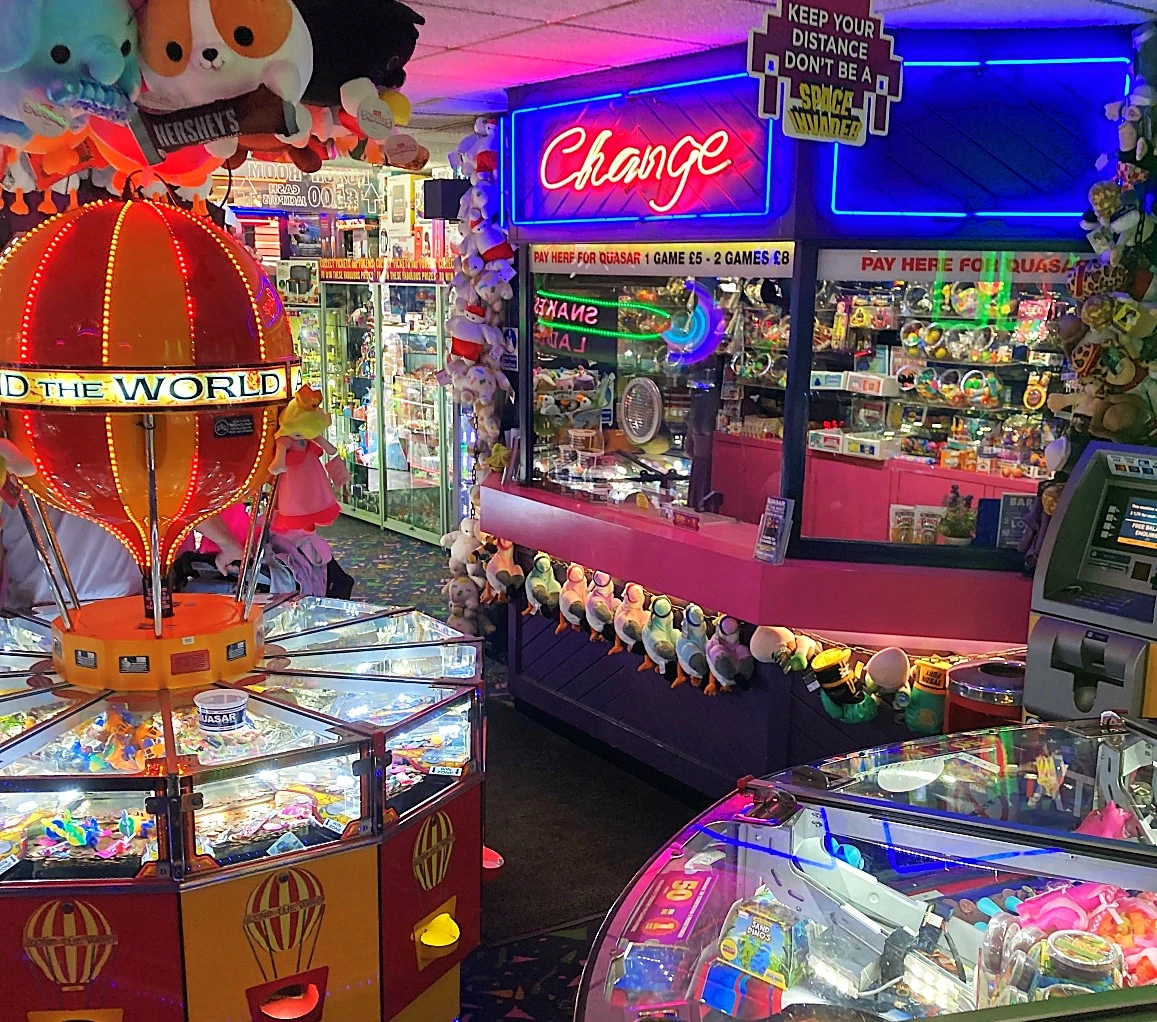 prize window change kiosk