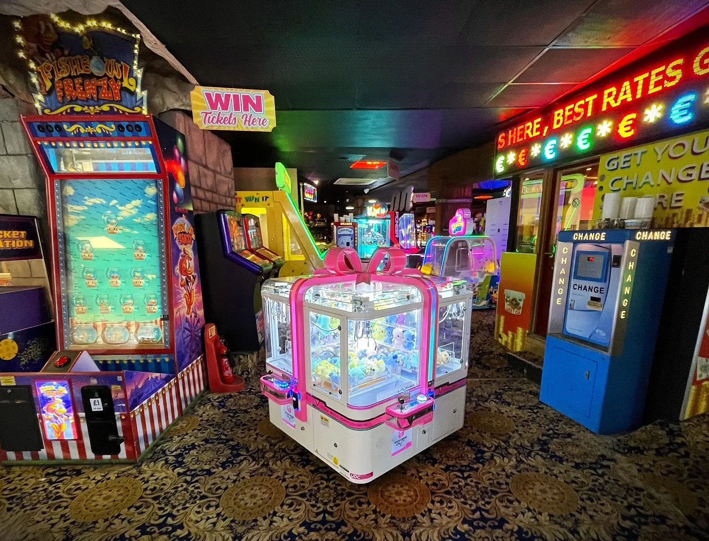 toy box catcher claw machine game