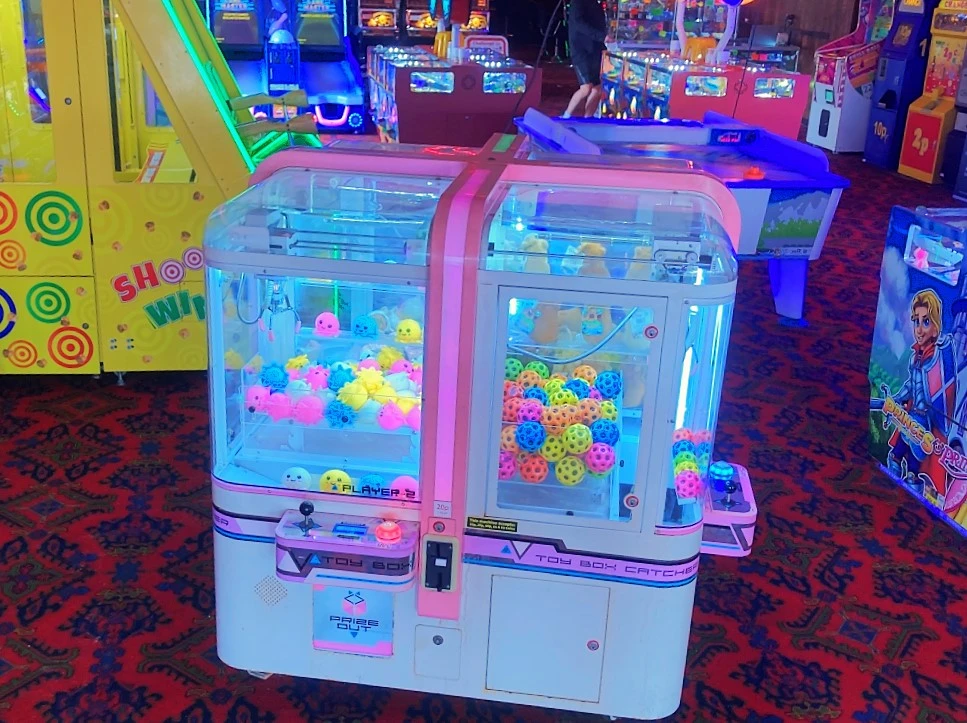 toy box catcher claw machine