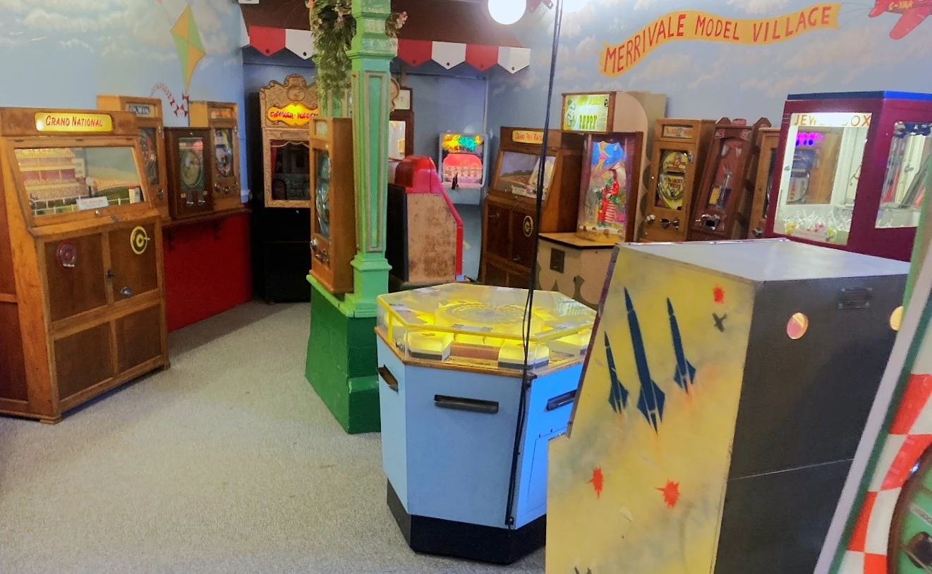 vintage penny arcade slot machines