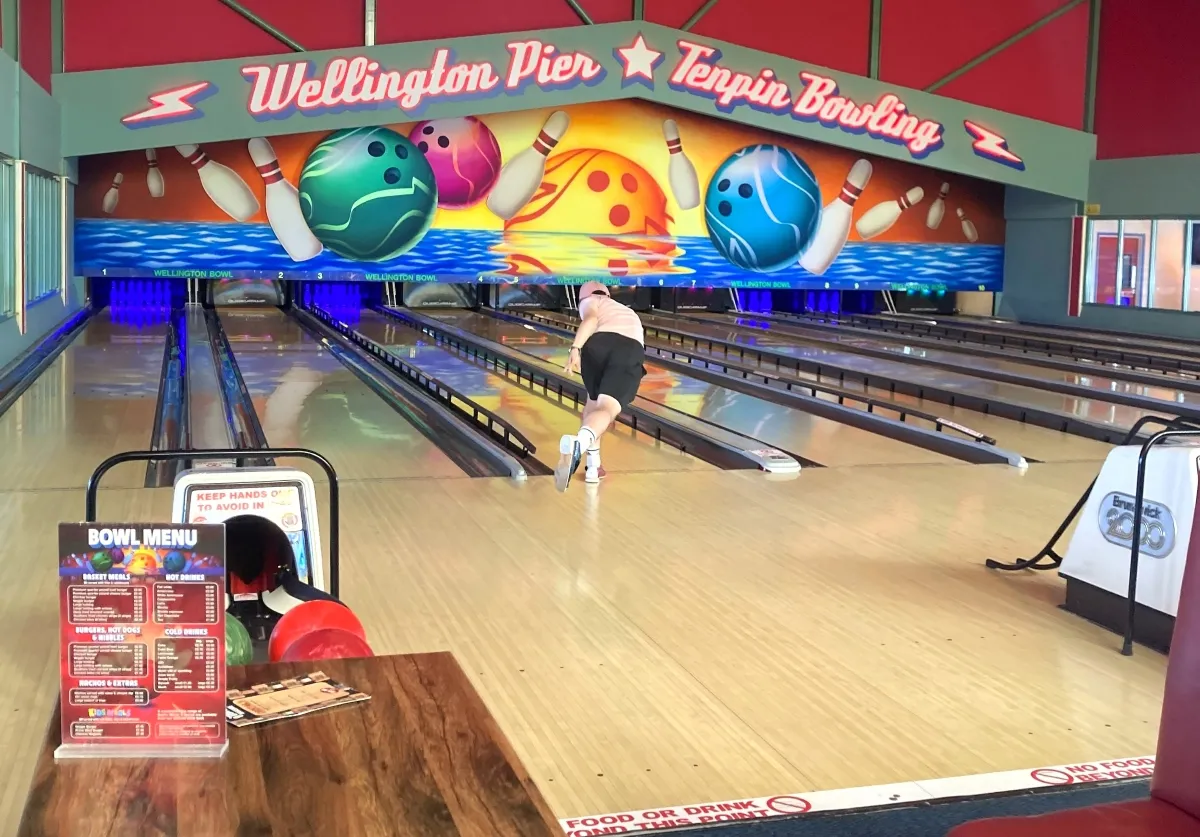 wellington pier bowling alley