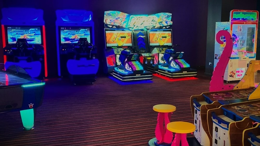 two player arcade racing games