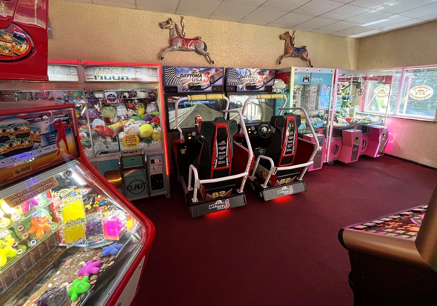 dayton usa 3 arcade machine