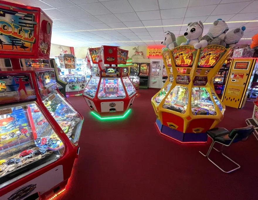 classic circular coin pushers in hemsby arcade