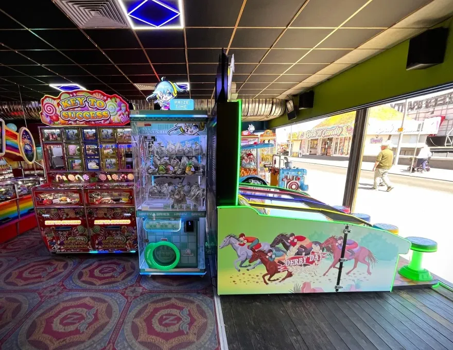 happy games rainbow claw machine