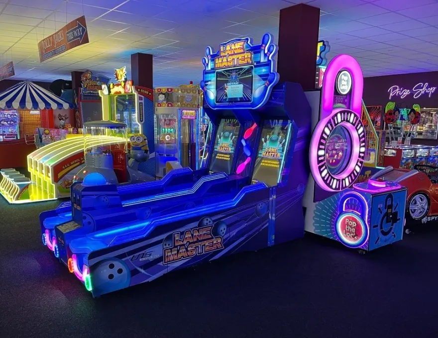 lane master bowling arcade game
