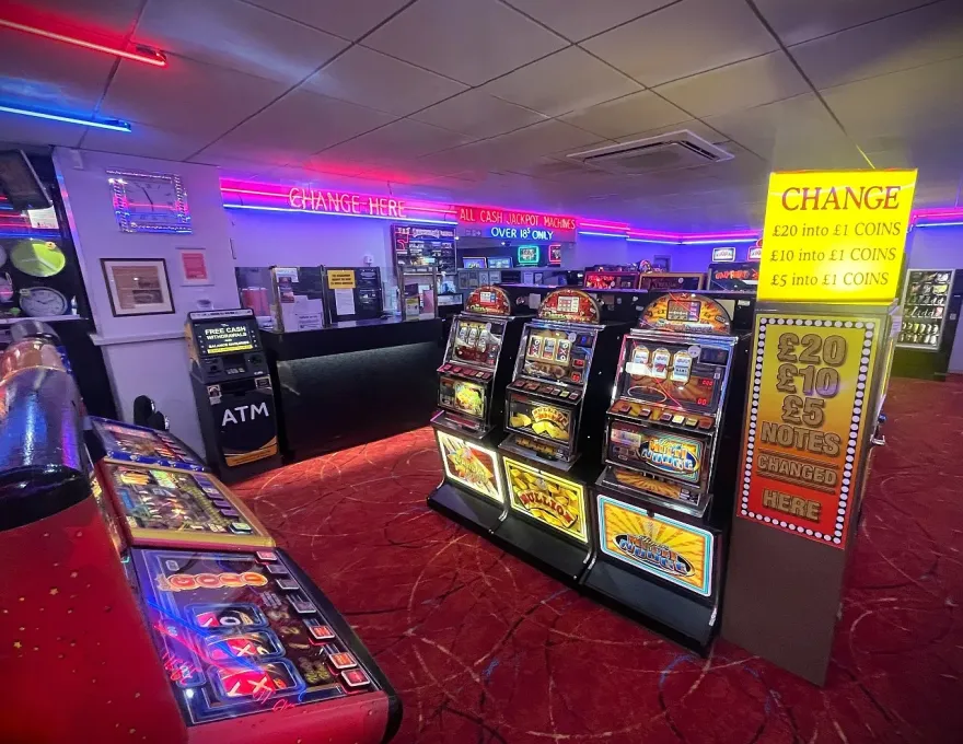 shaws amusements change kiosk and adult gaming area