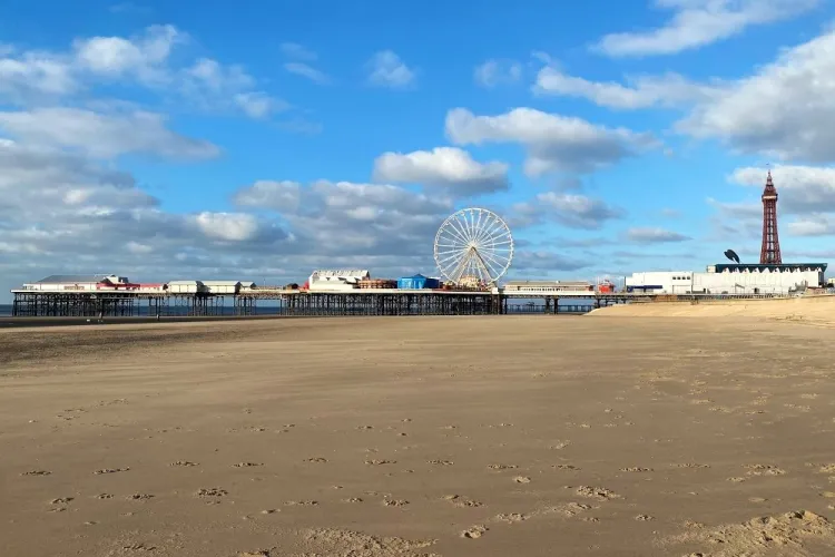 classic seaside arcades on blackpool central pier
