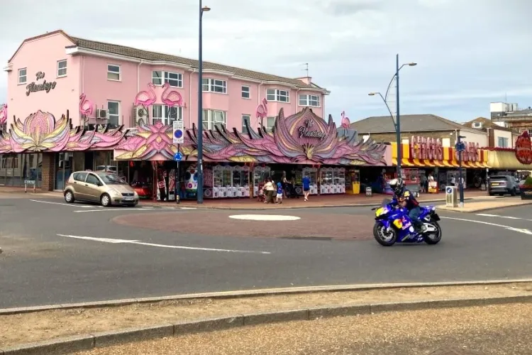 flamingo amusement arcade