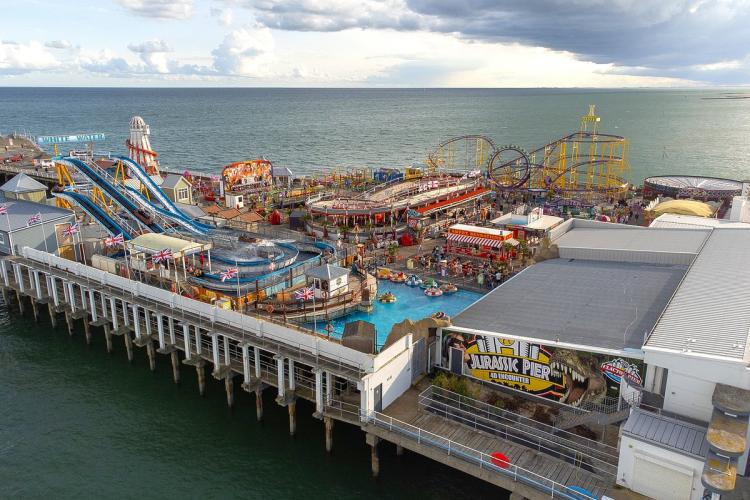 clacton pier view