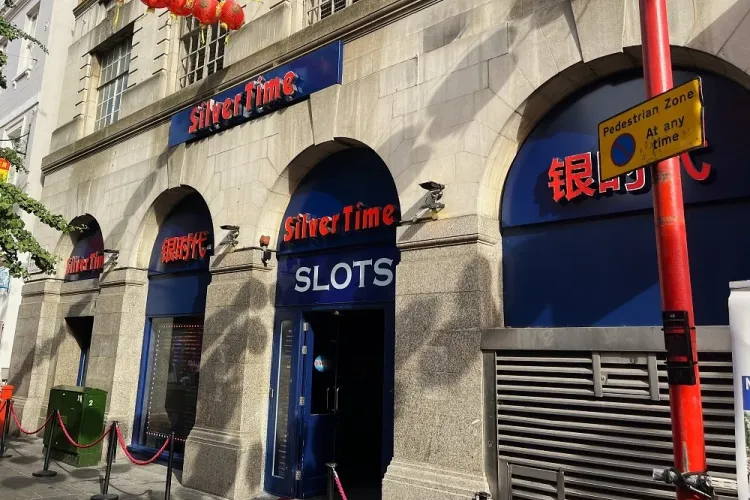 silvertime casino slots lounge in london