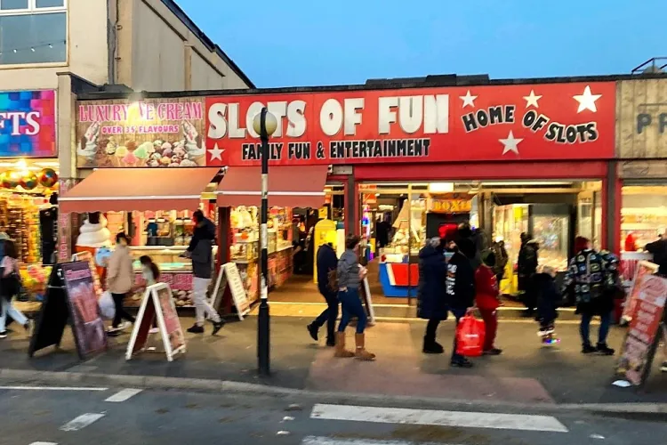 slots of fun amusement arcade blackpool