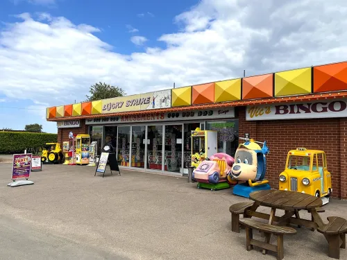 lucky strike amusement arcade hemsby