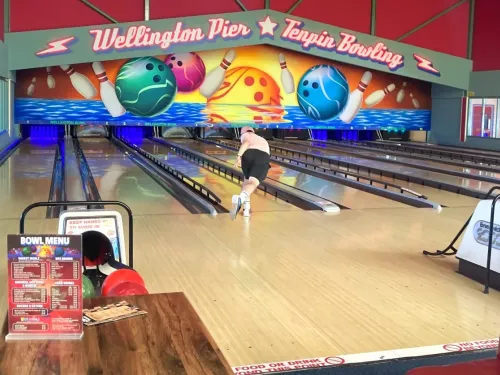 ten pin bowling alley