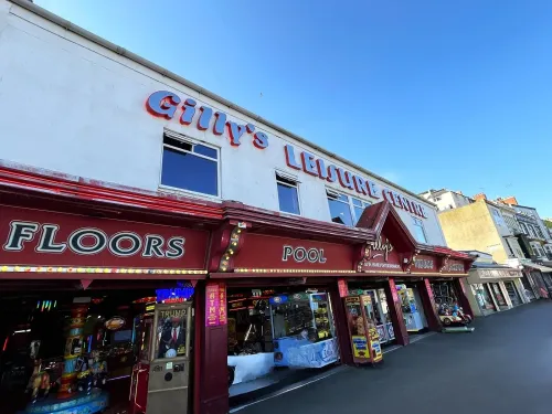 gillys family amusement arcade in scarborough