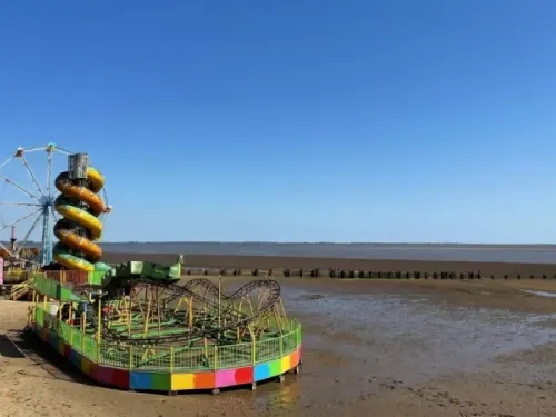 cleethorpes beach and kids historic fun fair