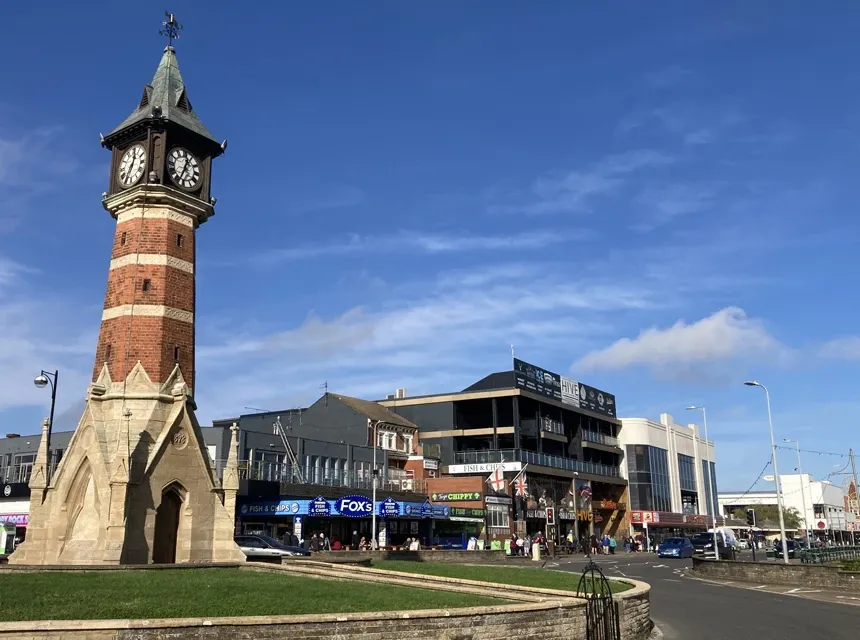 skegness clocktower and amusements