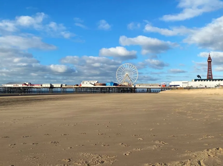 classic seaside arcades on blackpool central pier